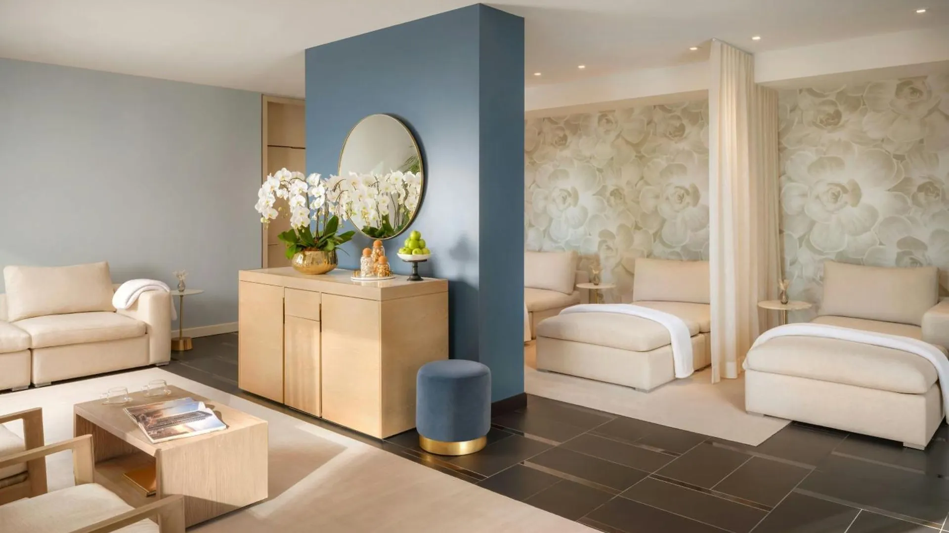 The St. Regis Toronto Hotel