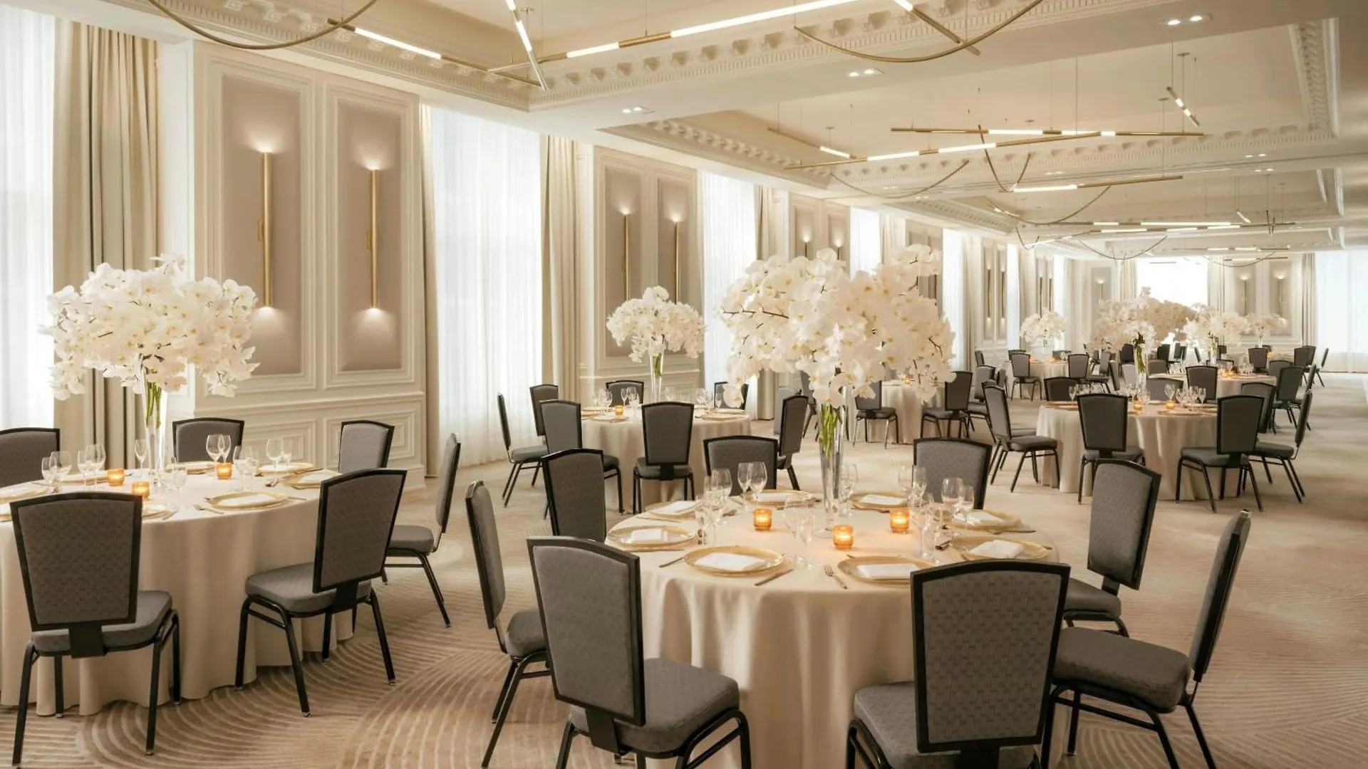 The St. Regis Toronto Hotel