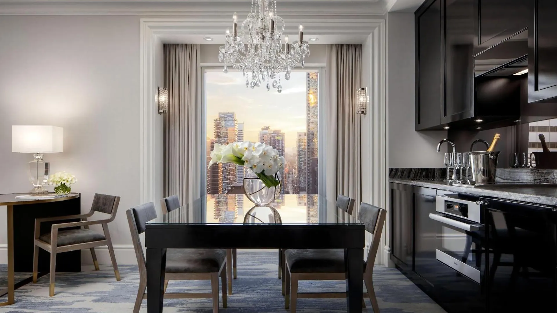 Hotel The St. Regis Toronto
