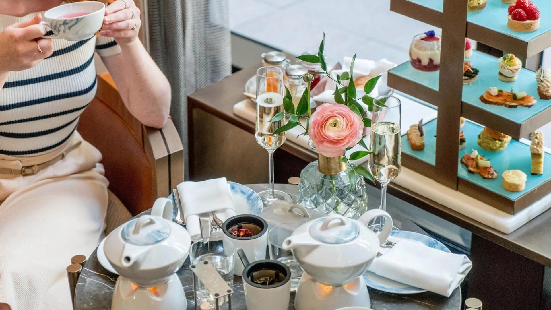 The St. Regis Toronto Hotel 5*,  Canada